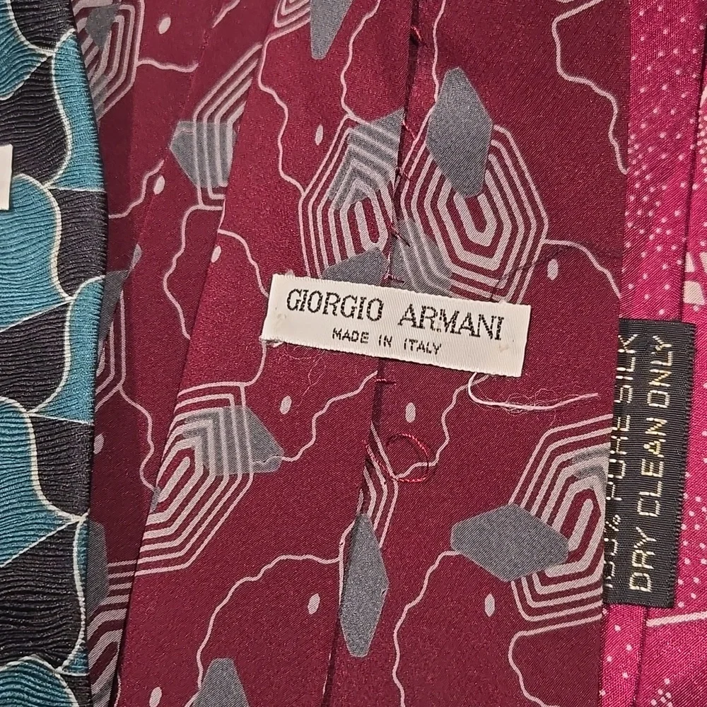 Giorgio Armani bundle of 5 silk ties red, green, burgundy,  cream, black, gray